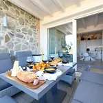 Warda Lovely Desenzanoloft Official Partner Homes & By Marriott Bonvoy *