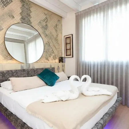 Warda Lovely Desenzanoloft Official Partner Homes & By Marriott Bonvoy